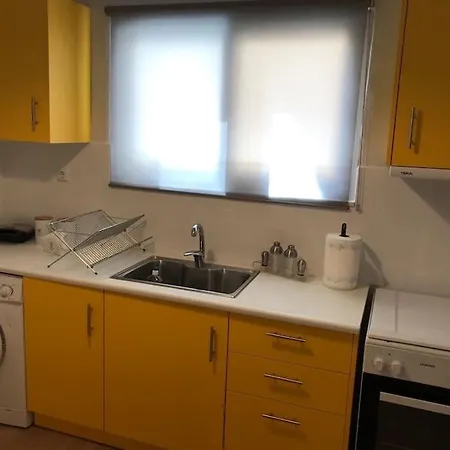 Appartamento Cozy Flat - 5mins Walking From Beach