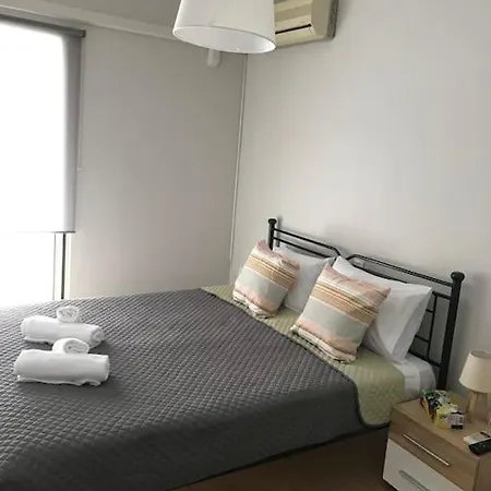 Appartamento Cozy Flat - 5mins Walking From Beach